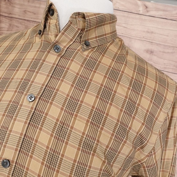 VAN HEUSEN NO IRON PLAID LONG SLEEVE BUTTON DOWN SHIRT MENS SIZE M 15-15.5 - Picture 2 of 6